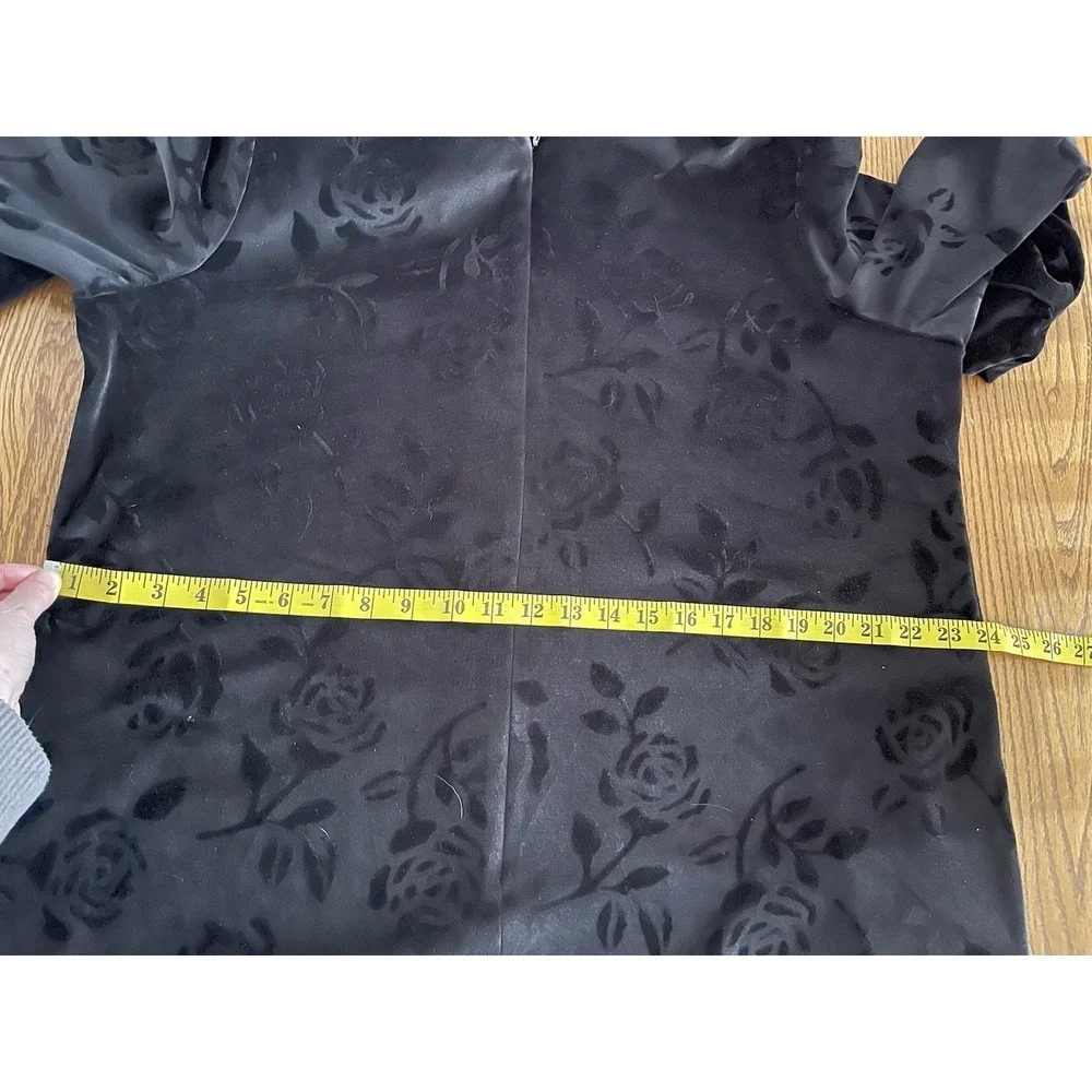 Rare Vintage Davina Black Velour Burnout Rose Floral  Pullover Housecoat Large